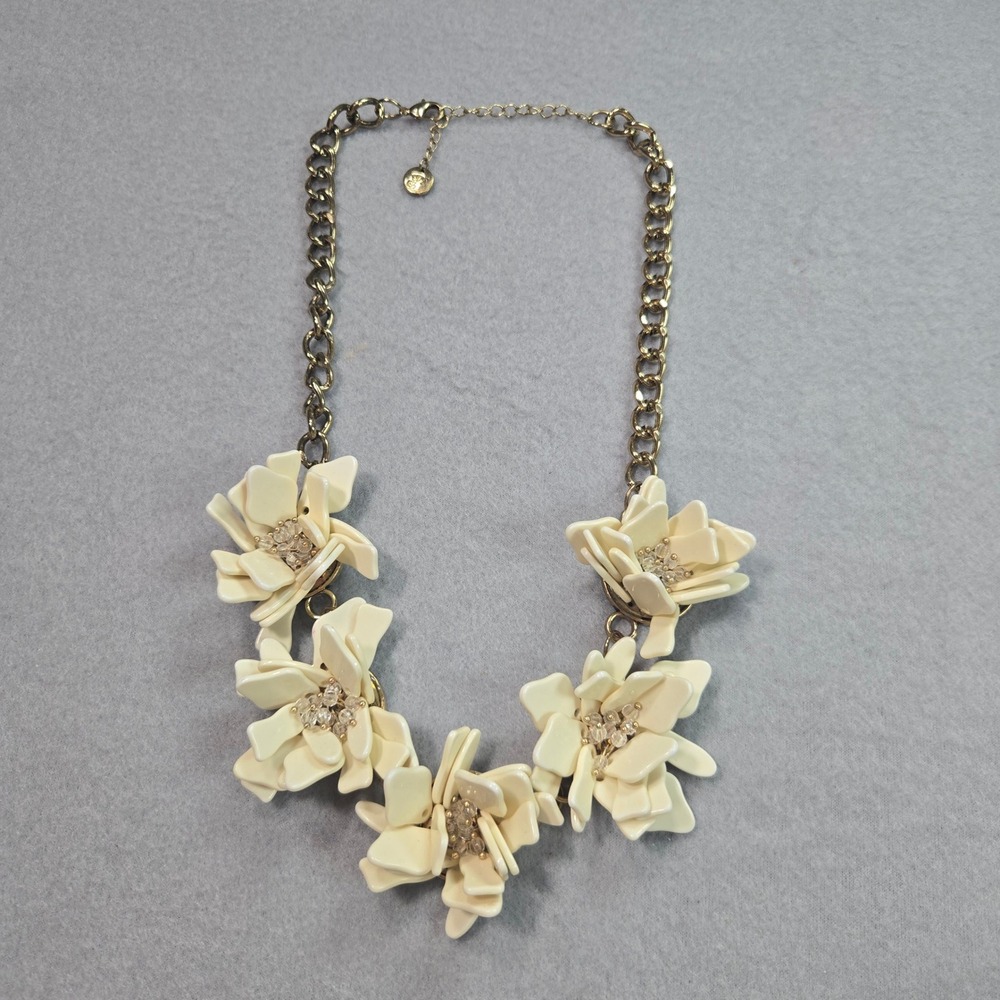 Plunder Necklace Womens OS Cream Gold Floral Crystal Beaded Chunky Chain